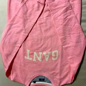 Gant Sweatshirt. As good as new. Worn once.